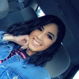 Meet your Posher, Sarai